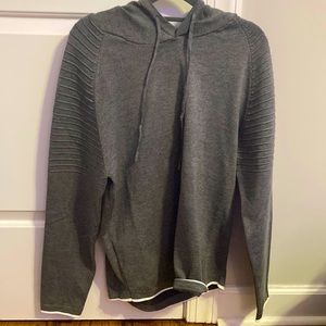 Grey sweatshirt